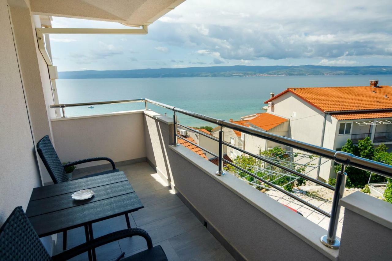 Apartmani Ticinovic Omiš Eksteriør billede