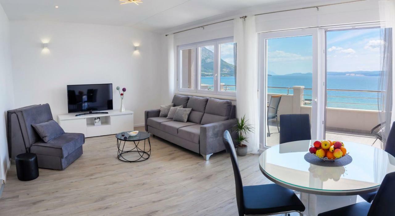Apartmani Ticinovic Omiš Eksteriør billede
