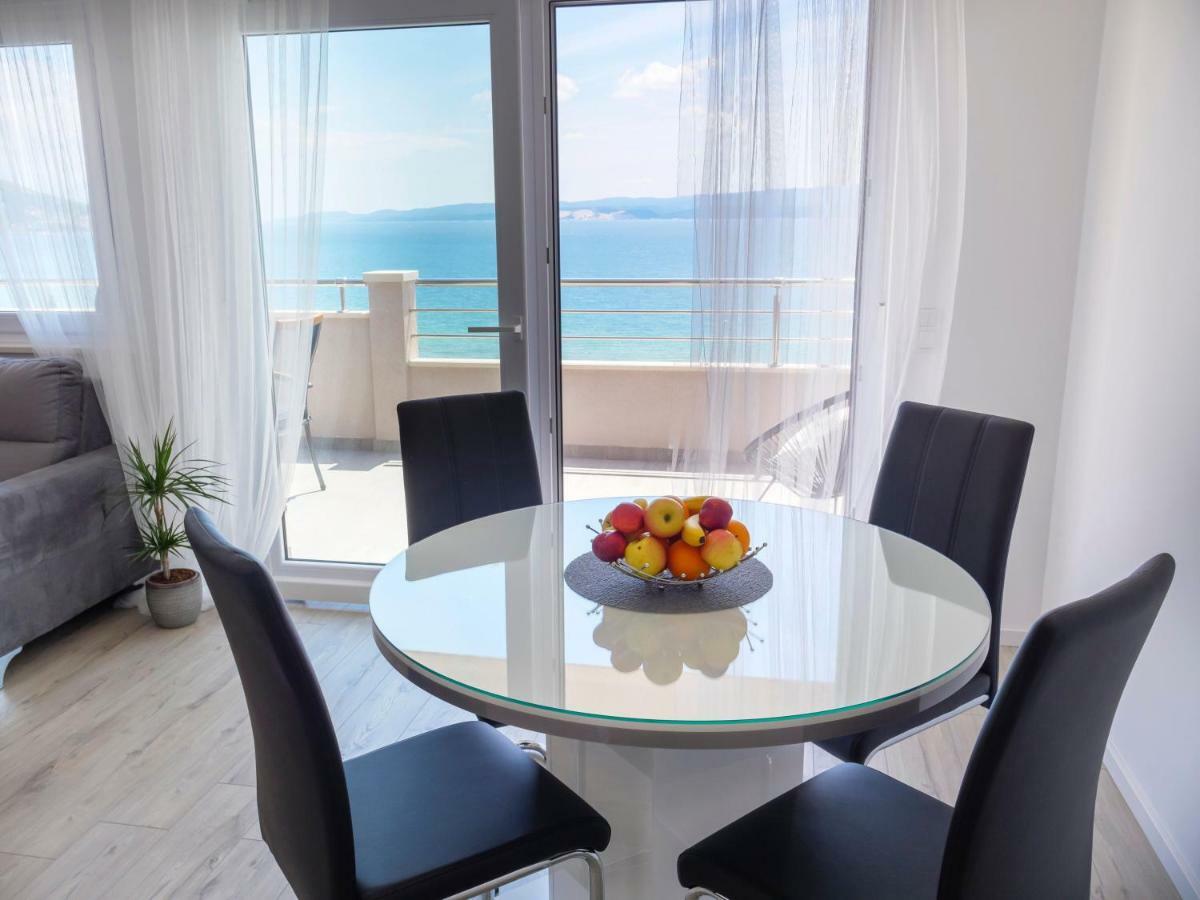 Apartmani Ticinovic Omiš Eksteriør billede