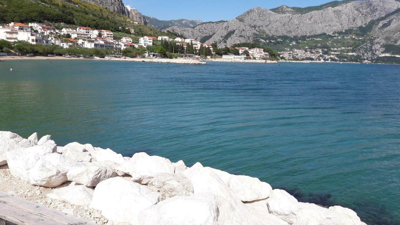 Apartmani Ticinovic Omiš Eksteriør billede